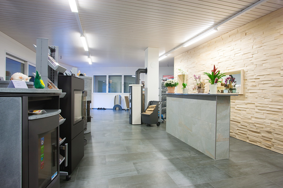 Plattenbeläge und Natursteinarbeiten